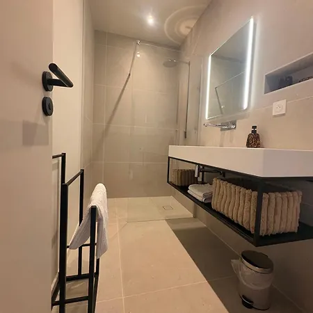 Apartment Loka-ecrin Contemporain Adult Only
